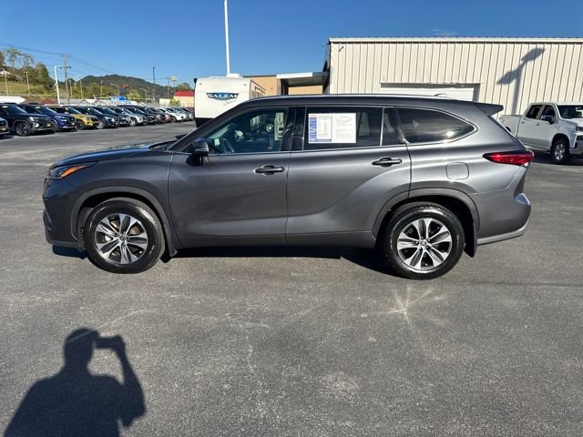 Used 2020 Toyota Highlander XLE