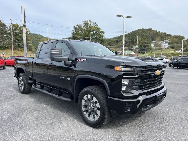 2026 Chevrolet Silverado 2500HD Custom