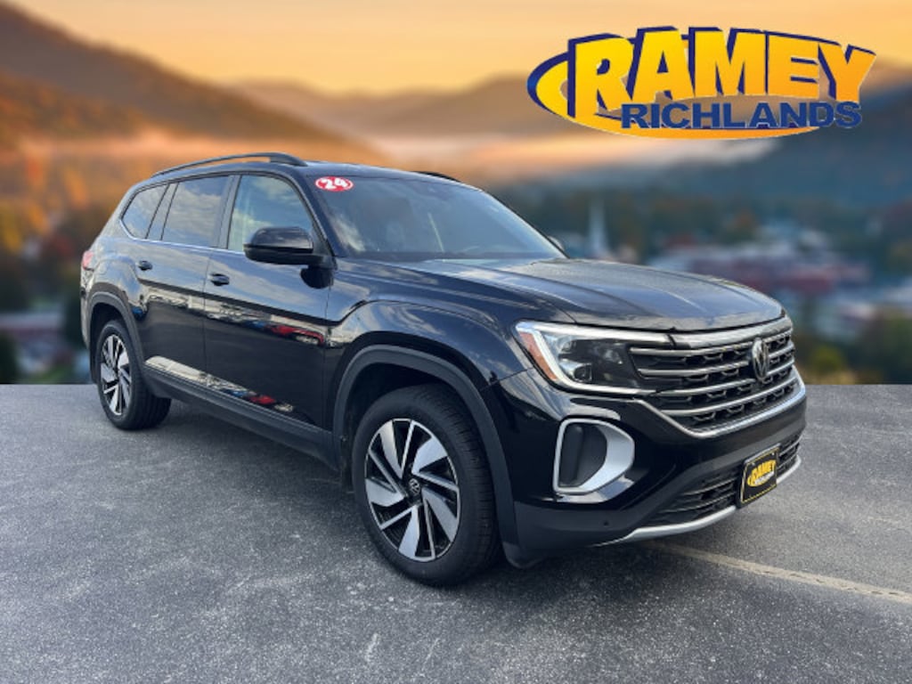 Used 2024 Volkswagen Atlas 2.0T SE w/Technology
