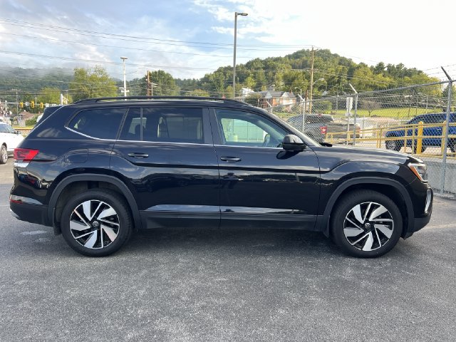 Used 2024 Volkswagen Atlas 2.0T SE w/Technology
