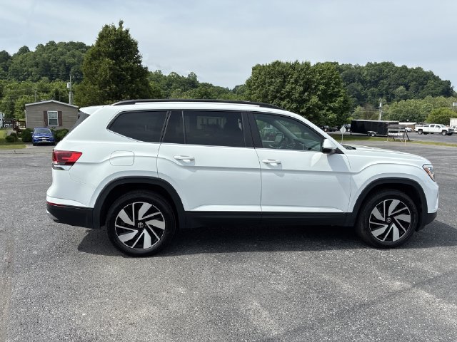 Used 2025 Volkswagen Atlas 2.0T SE w/Technology