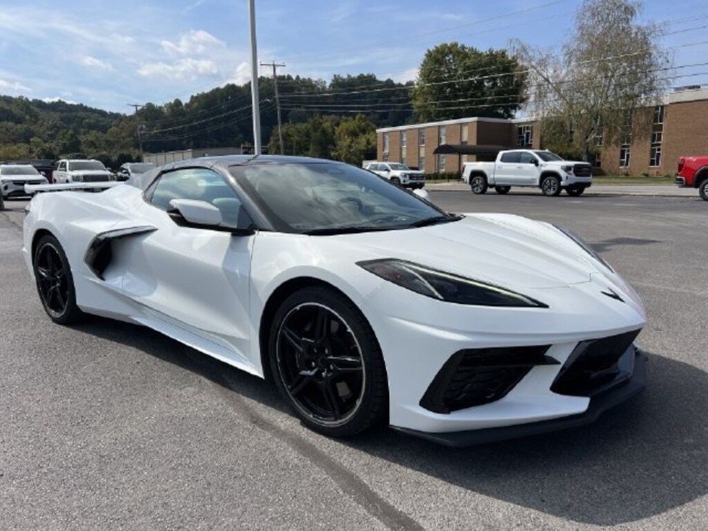 Used 2025 Chevrolet Corvette Stingray 2LT Performance