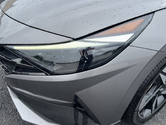 Used 2023 Hyundai Elantra Limited