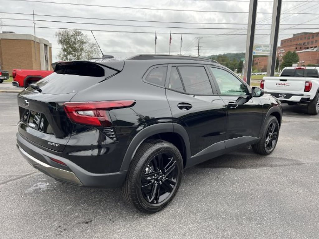 New 2026 Chevrolet Trax Activ SUV