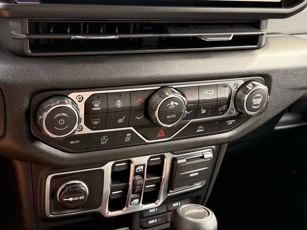 2025 Jeep Gladiator Sport S - Photo 15