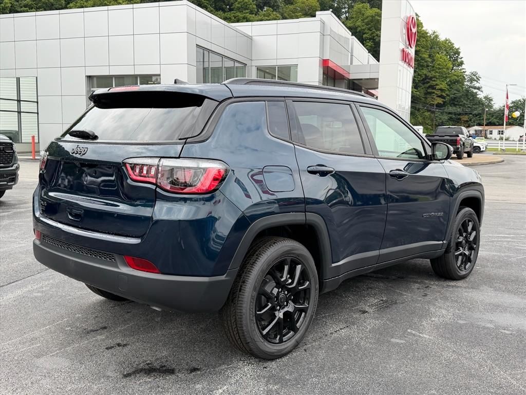 New 2026 Jeep Compass Latitude Sport Utility