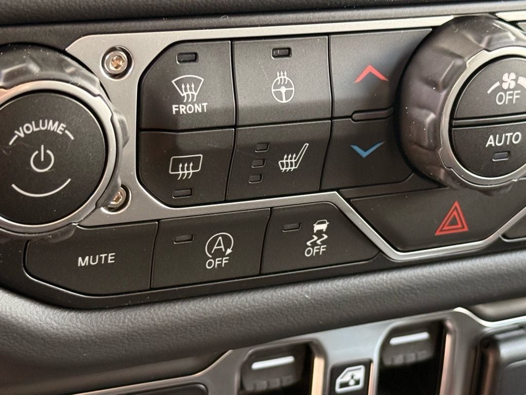 2025 Jeep Gladiator High Tide - Photo 15