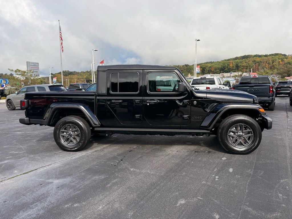 2025 Jeep Gladiator Sport S - Photo 3