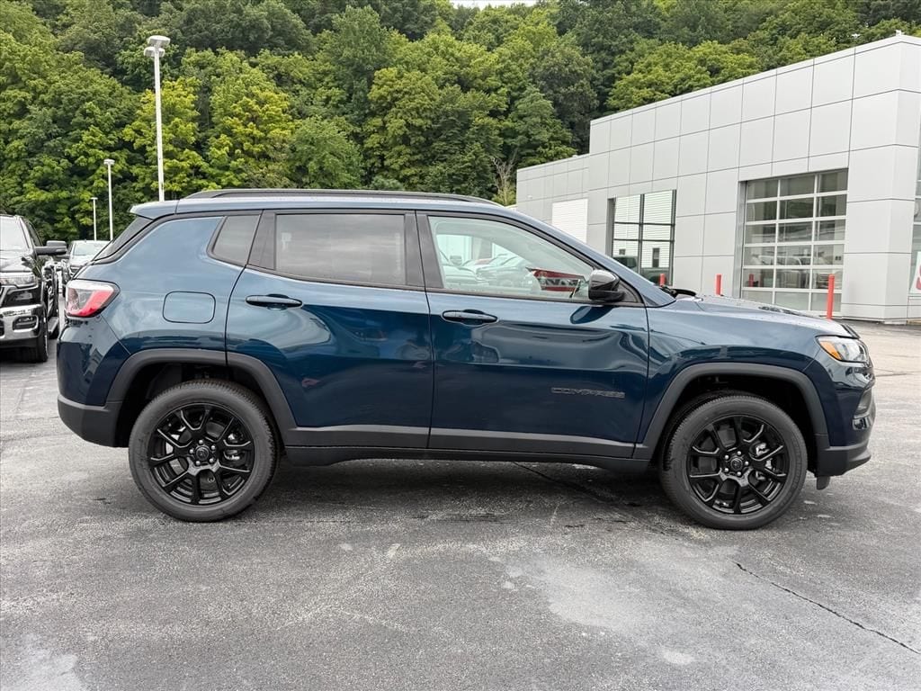 New 2026 Jeep Compass Latitude Sport Utility