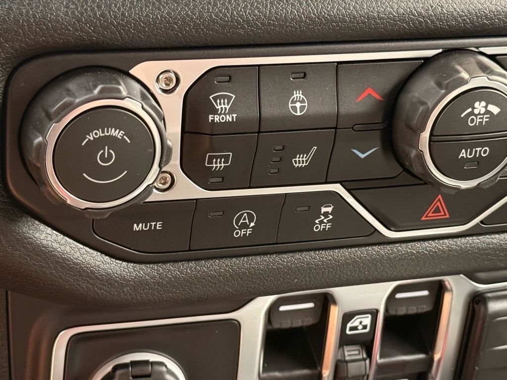 2025 Jeep Gladiator Sport S - Photo 16