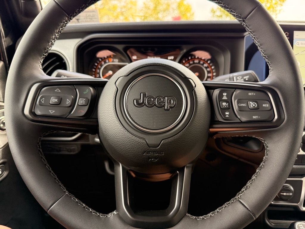 2025 Jeep Gladiator Sport S - Photo 11