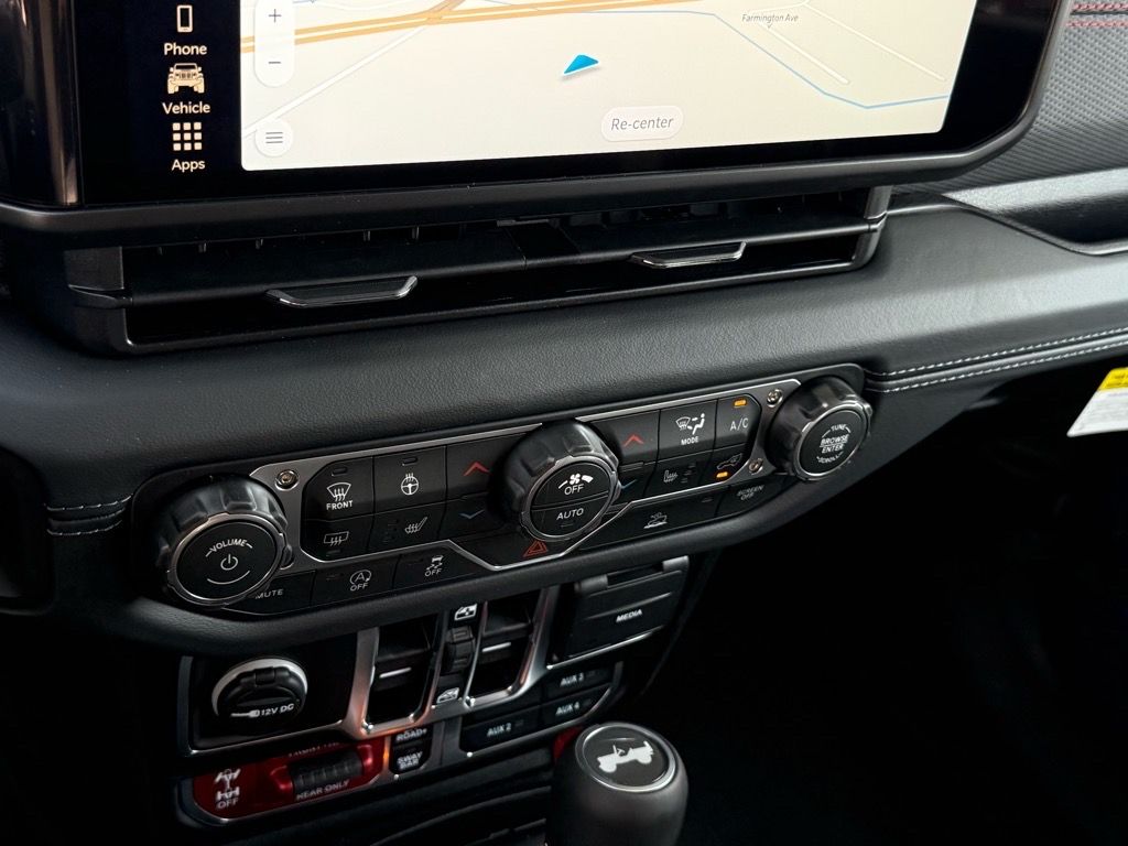 2026 Jeep Wrangler 4-Door Rubicon - Photo 14