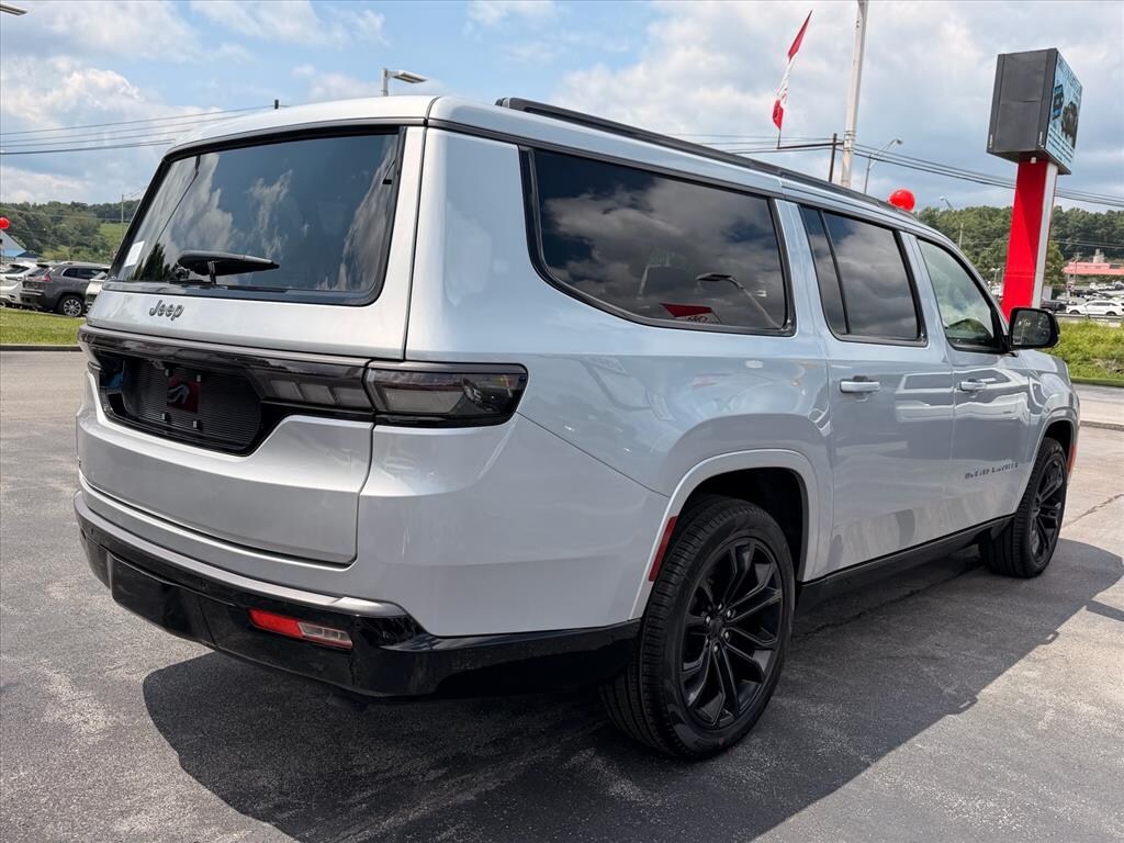 New 2026 Jeep Grand Wagoneer L Summit Reserve Sport Utility
