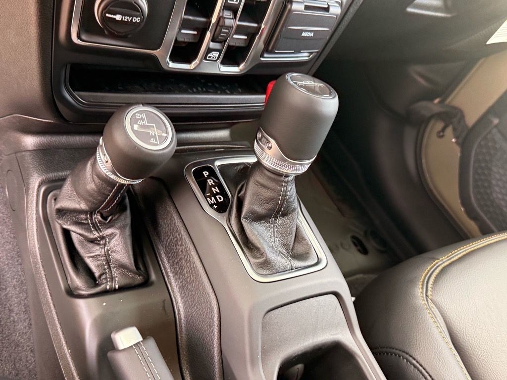 2025 Jeep Gladiator High Tide - Photo 16