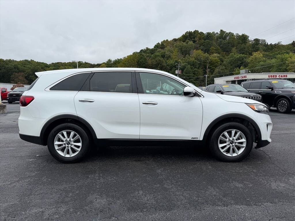 Used 2019 Kia Sorento LX V6 SUV