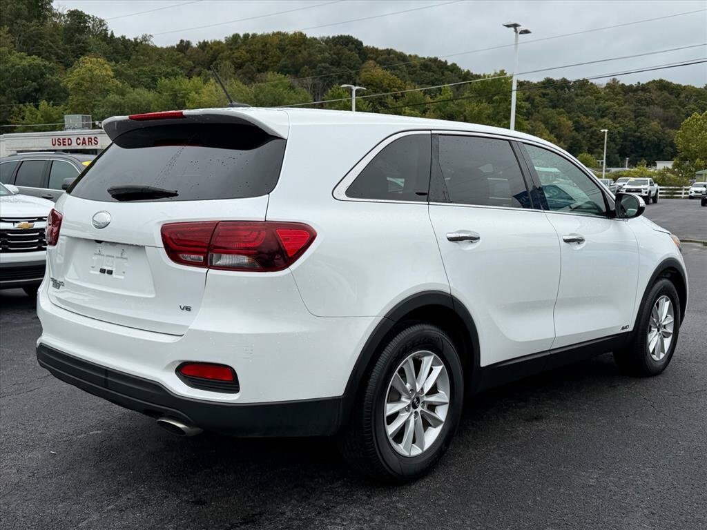 Used 2019 Kia Sorento LX V6 SUV