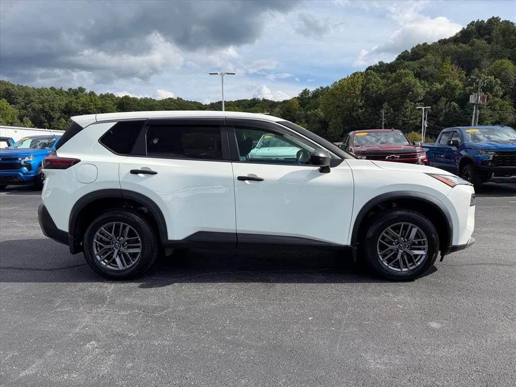 Used 2022 Nissan Rogue S SUV