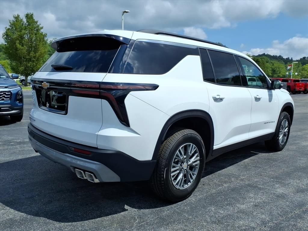 New 2026 Chevrolet Traverse LT SUV