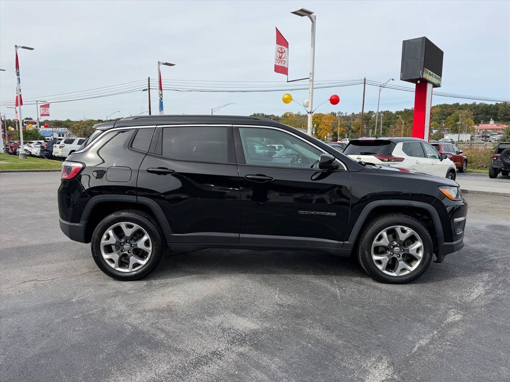 Used 2018 Jeep Compass Latitude SUV