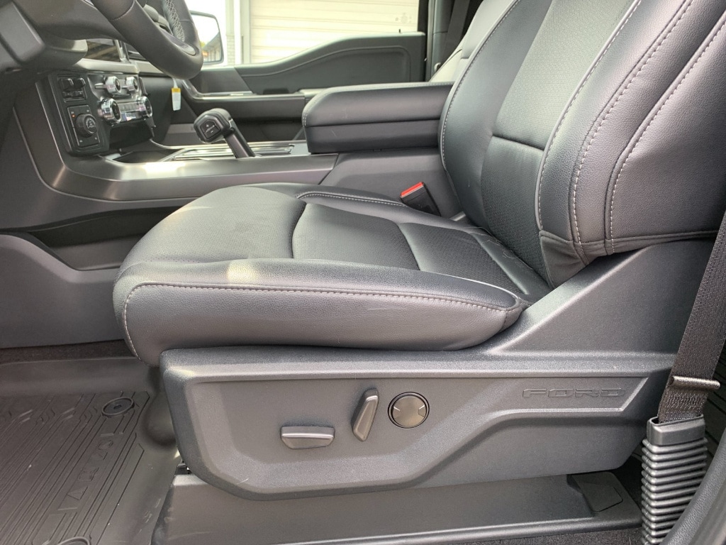 2025 Ford F-150 Lariat - Photo 16