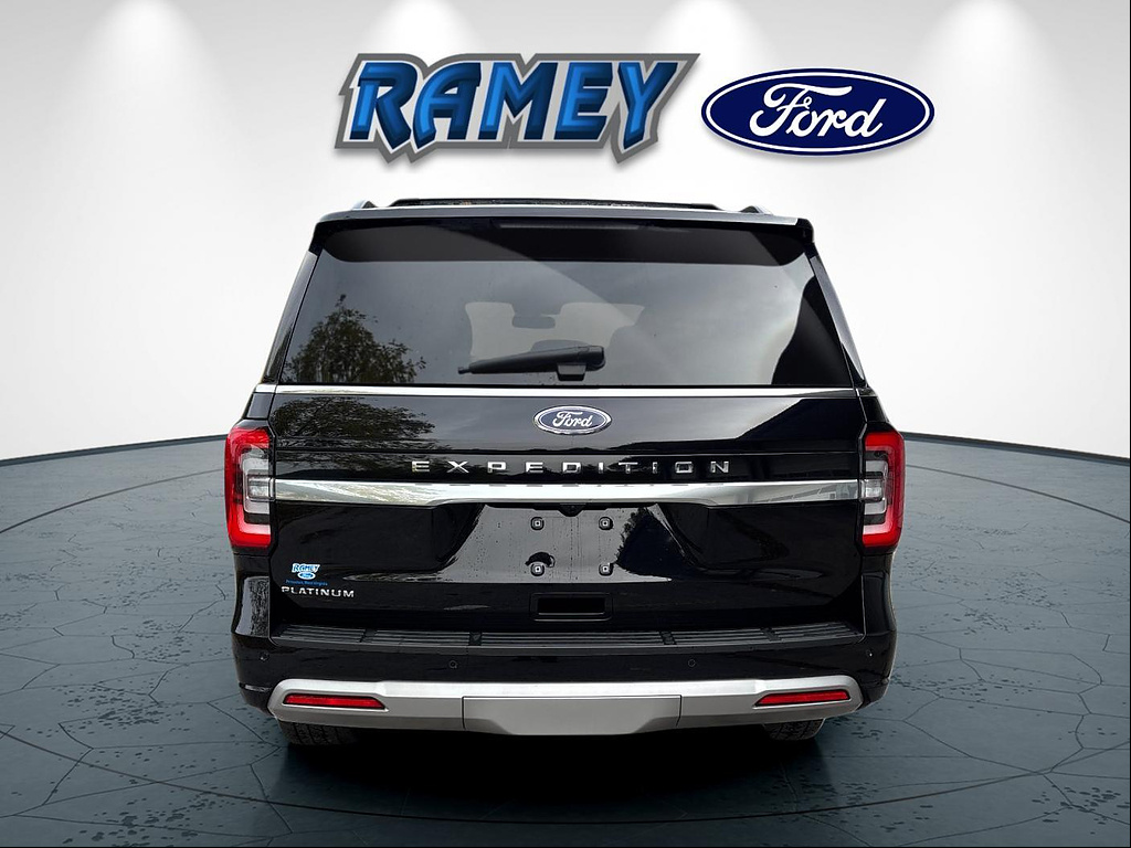 Used 2024 Ford Expedition Platinum