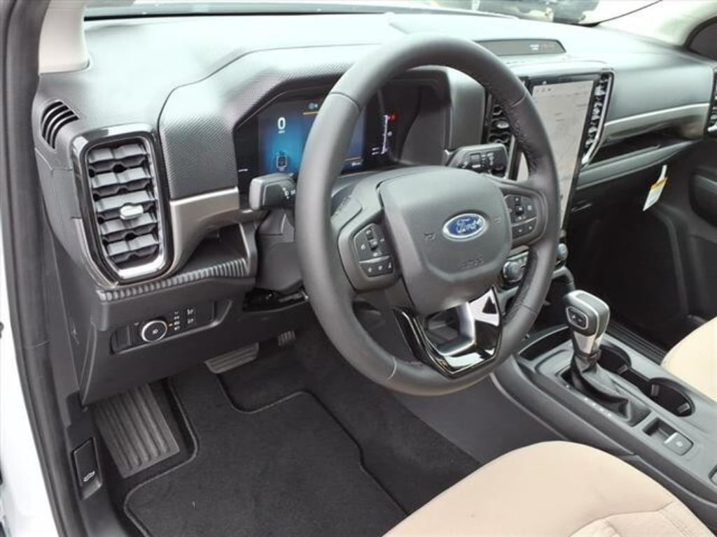 2025 Ford Ranger XLT - Photo 9