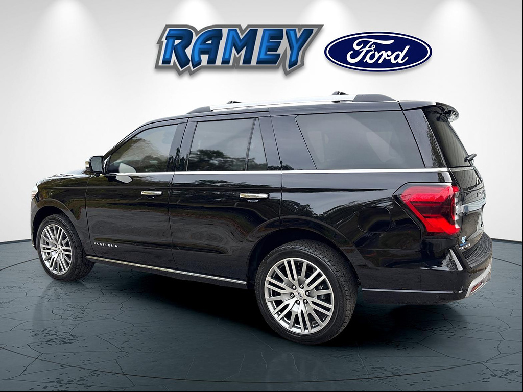 Used 2024 Ford Expedition Platinum