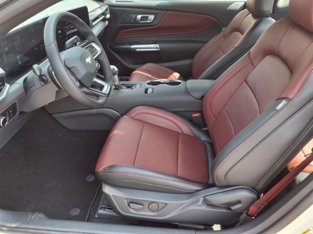2025 Ford Mustang GT Premium Fastback - Photo 6