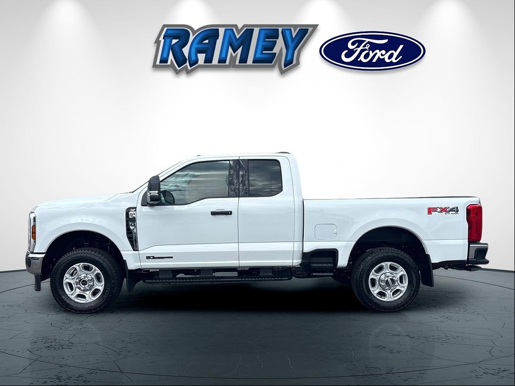 New 2026 Ford Super Duty F-350 SRW XLT