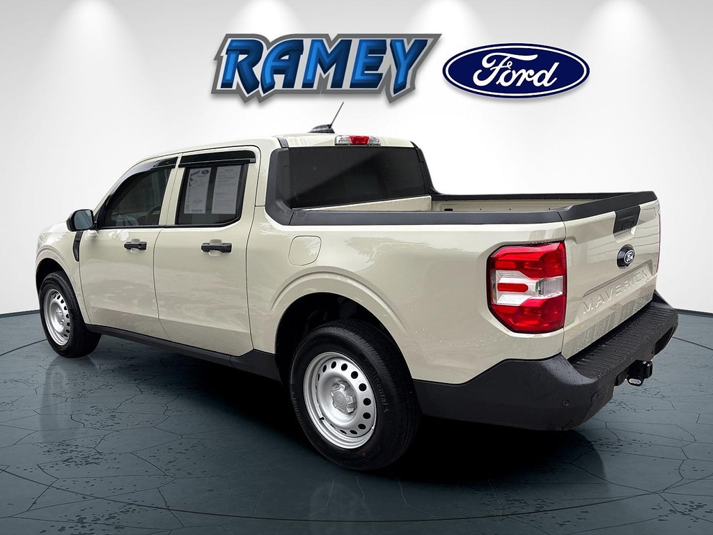 Used 2025 Ford Maverick XL