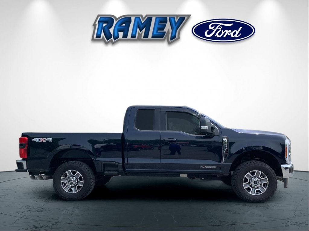Used 2023 Ford Super Duty F-350 SRW Lariat
