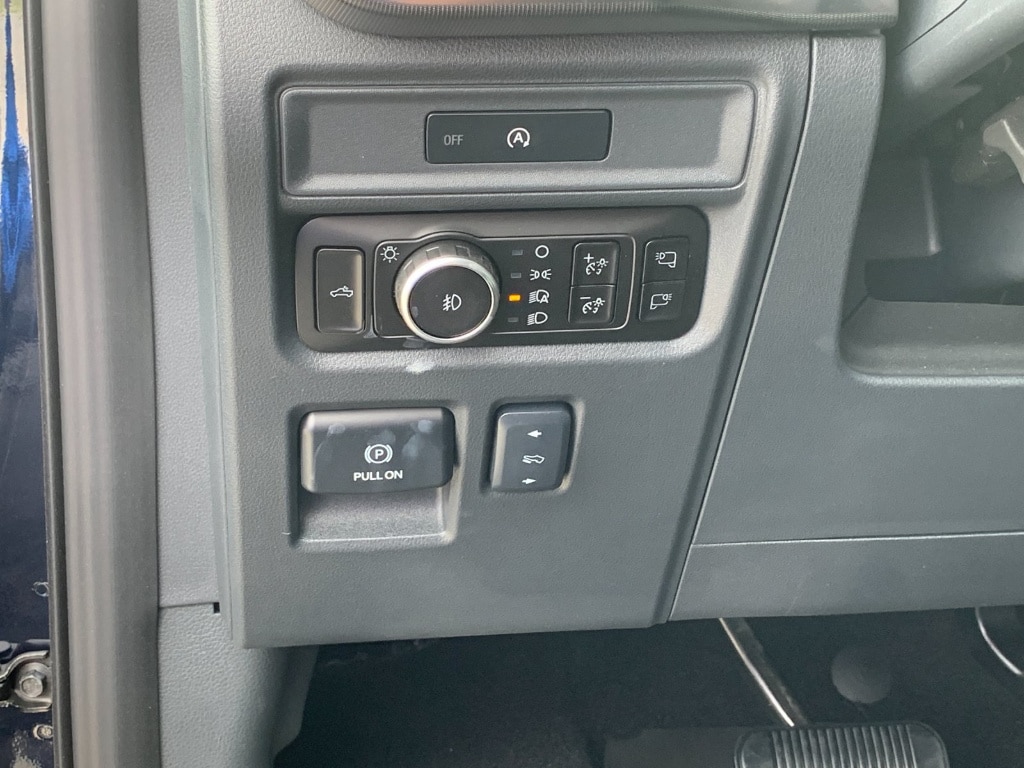 2025 Ford F-150 Lariat - Photo 17
