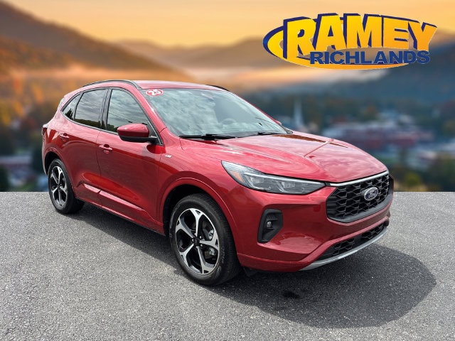 2025 Ford Escape Hybrid