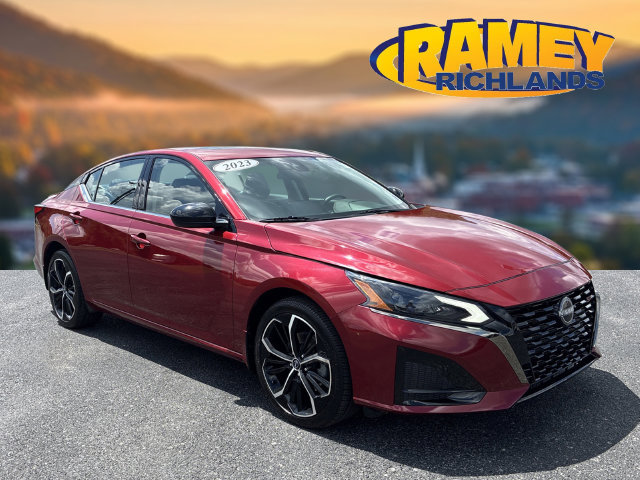 2023 Nissan Altima SR