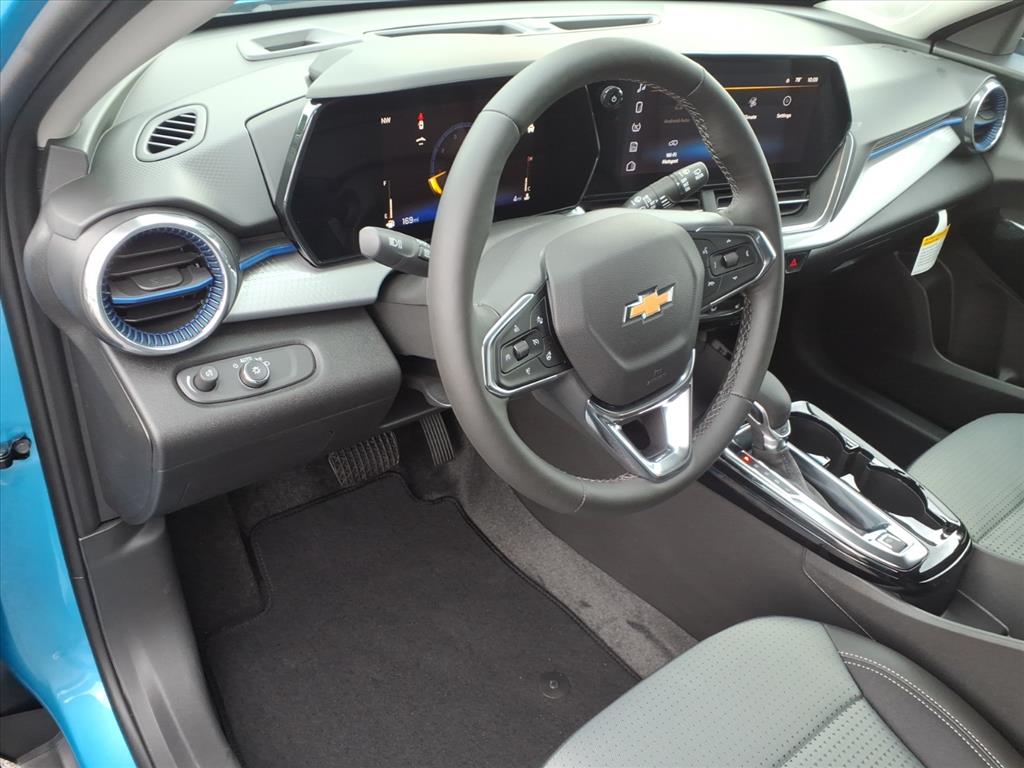 2026 Chevrolet Trax LT - Photo 6