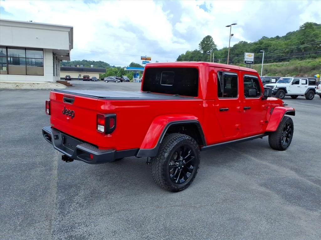 Used 2025 Jeep Gladiator Nighthawk Truck
