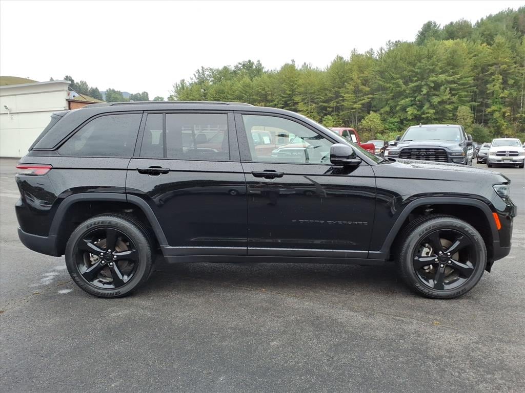 Used 2024 Jeep Grand Cherokee Altitude X SUV