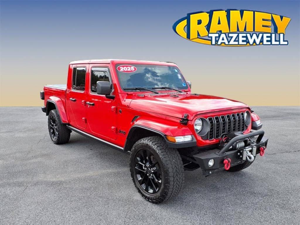 Used 2025 Jeep Gladiator Nighthawk Truck
