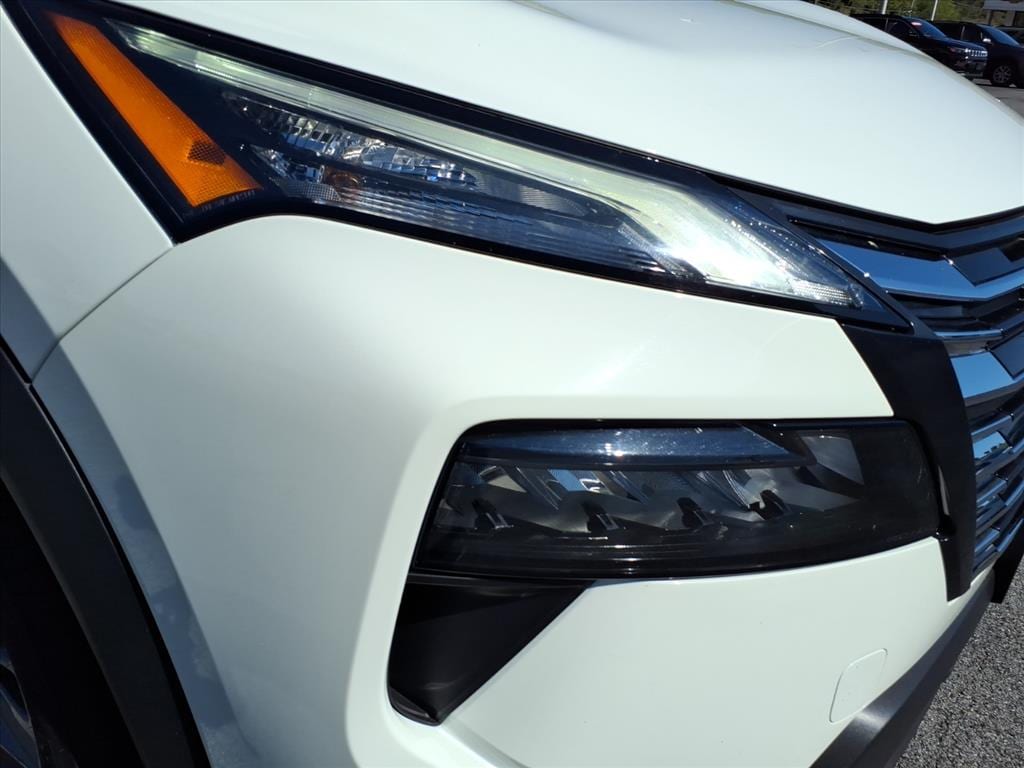 Used 2024 Nissan Rogue S SUV