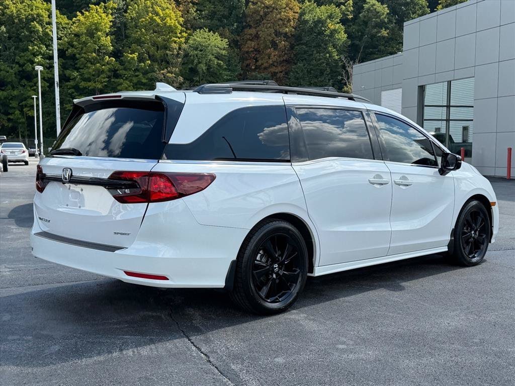 Used 2024 Honda Odyssey Sport Sport Mini-Van