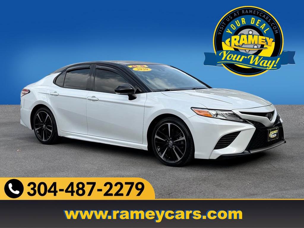 2020 Toyota Camry XSE Sedan 