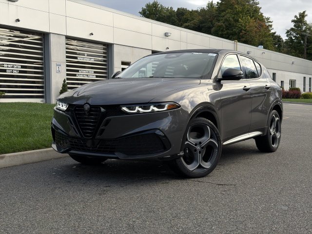 New 2026 Alfa Romeo Tonale SPORT SPECIALE AWD Sport Utility