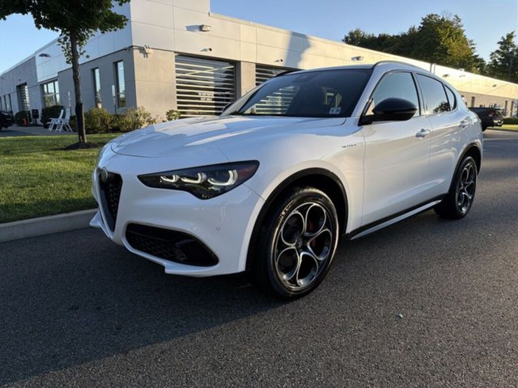 Used 2024 Alfa Romeo Stelvio Veloce SUV