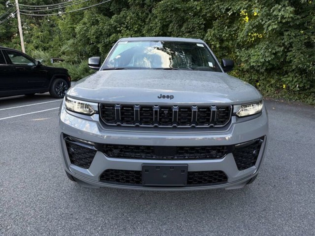 New 2027 Jeep Grand Cherokee Limited Reserve Sport Utility