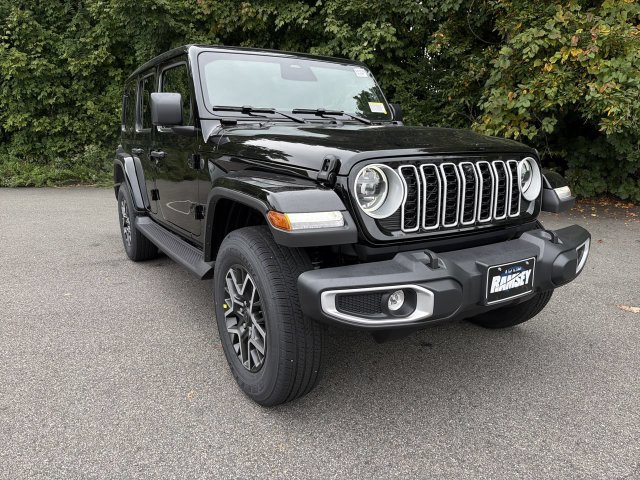 New 2027 Jeep Wrangler 4-DOOR SAHARA Sport Utility