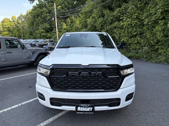 New 2026 Ram 1500 BIG HORN CREW CAB 4X4 5'7 BOX Pickup