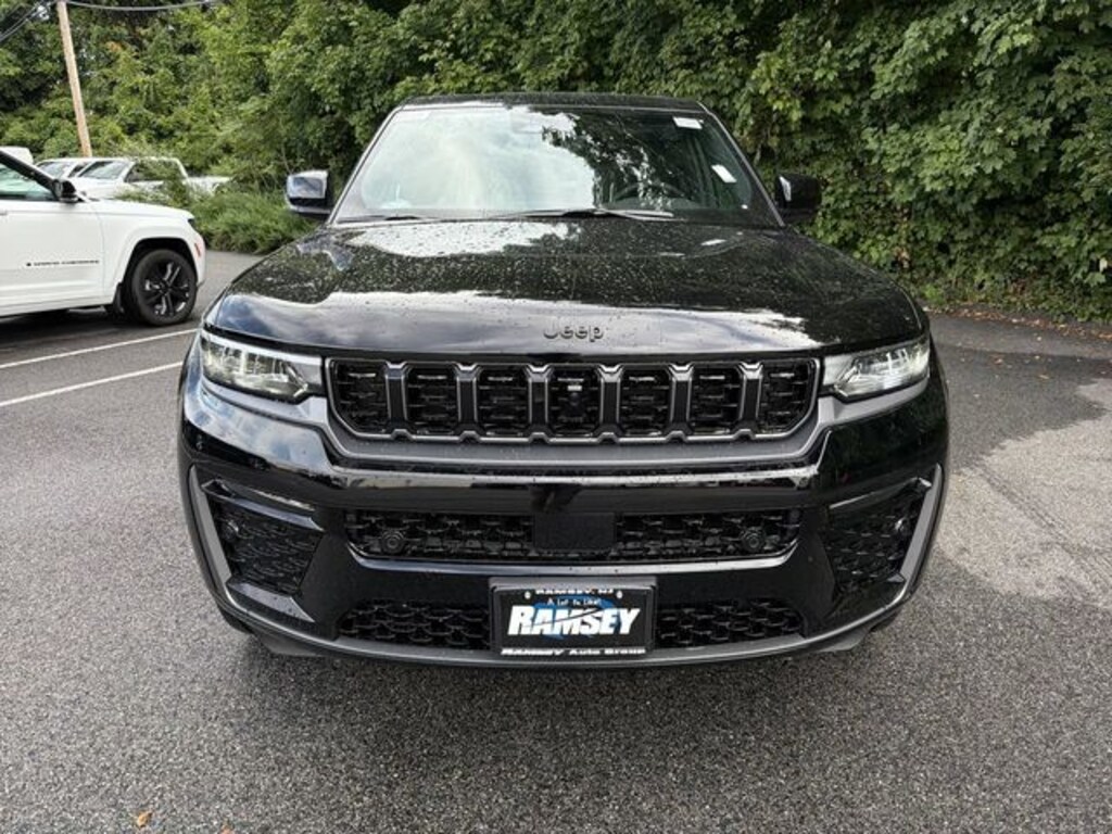 New 2027 Jeep Grand Cherokee Limited Reserve Sport Utility