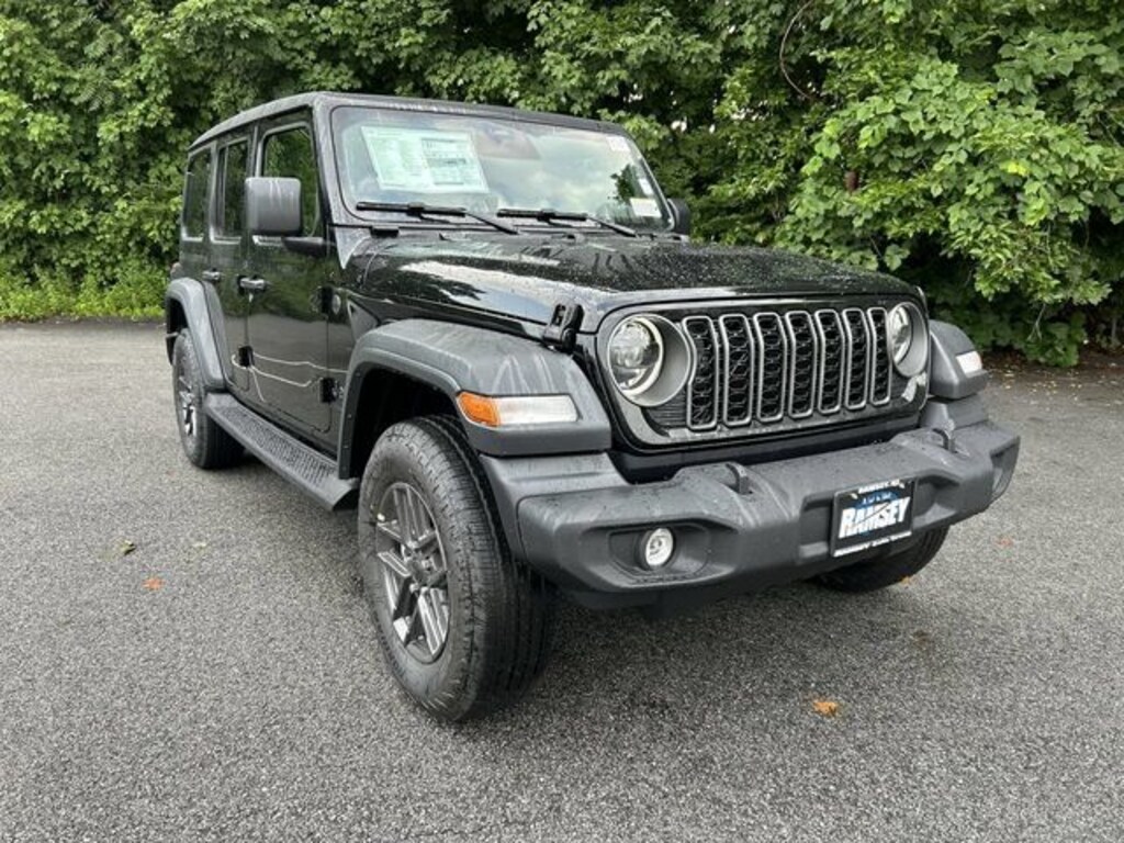 New 2026 Jeep Wrangler 4-DOOR SPORT S Sport Utility
