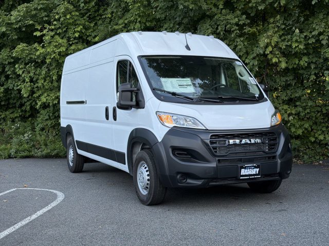 2026 RAM ProMaster Cargo Van Tradesman