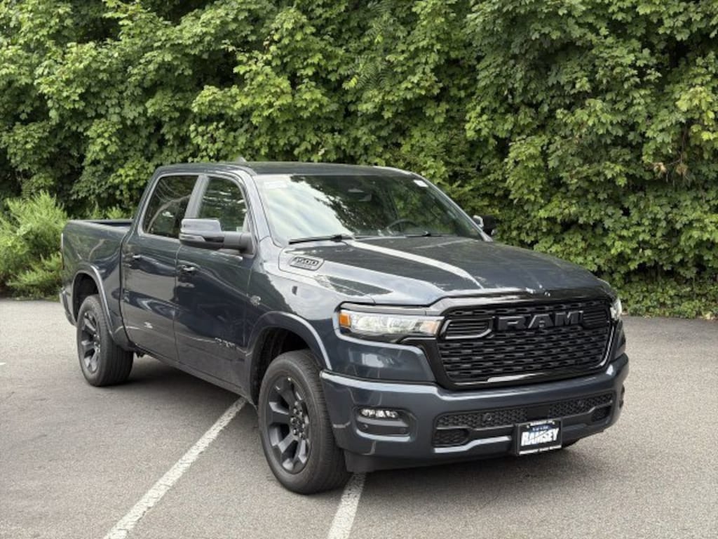 New 2027 Ram 1500 BIG HORN CREW CAB 4X4 5'7 BOX Pickup